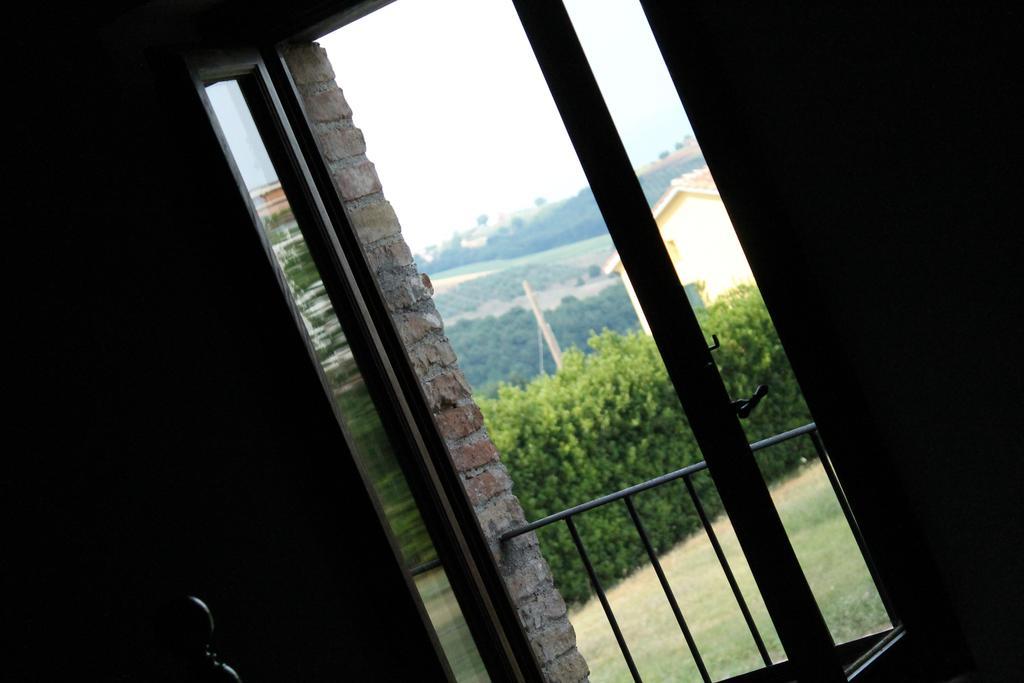 Agriturismo Piano Grande Avigliano Umbro Habitación foto