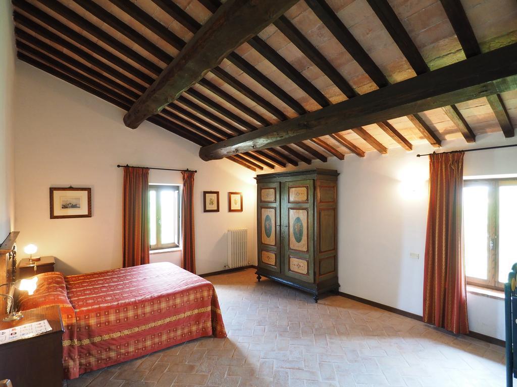 Agriturismo Piano Grande Avigliano Umbro Habitación foto