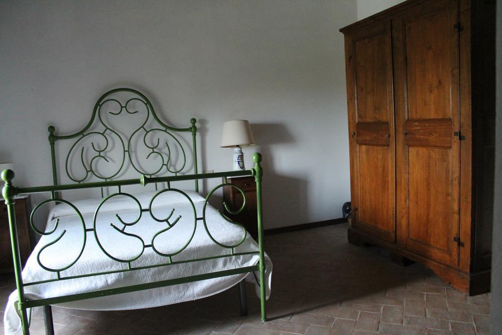 Agriturismo Piano Grande Avigliano Umbro Habitación foto
