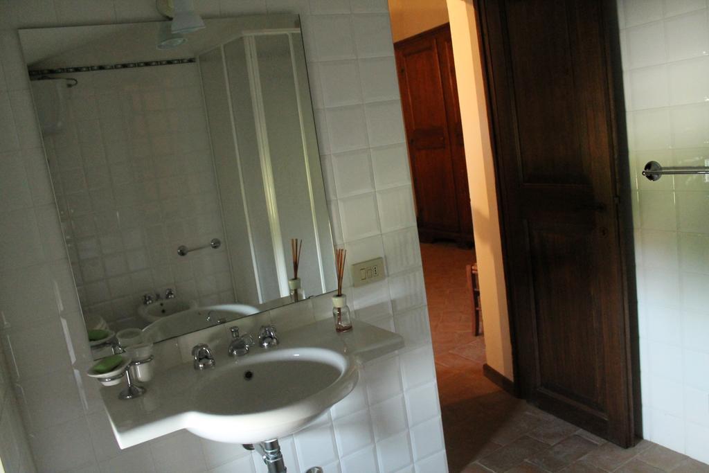 Agriturismo Piano Grande Avigliano Umbro Habitación foto